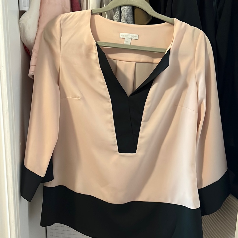 New York & Co. Women’s Colorblock shirt